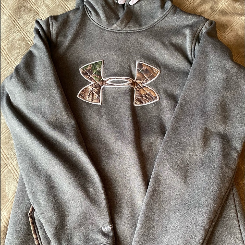 Under armour camo hoodie